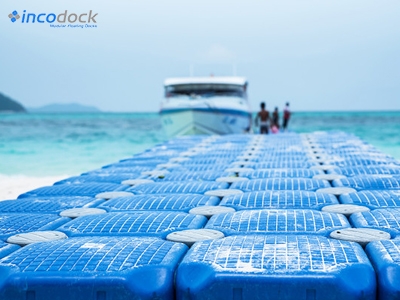 Why Floating Docks are becoming more popular than Stationary, Elevated Docks